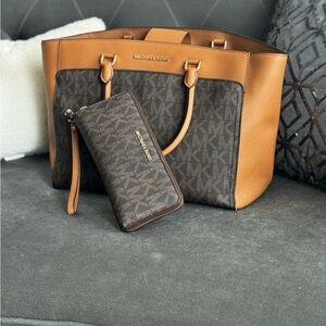 Michael Kors Two-Tone Tote and Wallet Set